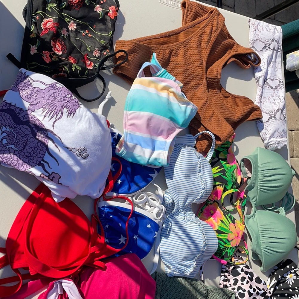 EVERYTHING FOR 40$ accepting offers and FREE SHIPPING